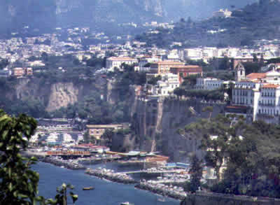 Sorrento and the cliffs 
