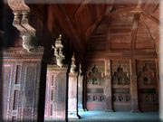 A l'intérieur de Jahangiri Mahal - Inside Jahangiri Mahal