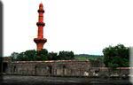 Chand Minar et cour du temple - Chand Minar and temple yard